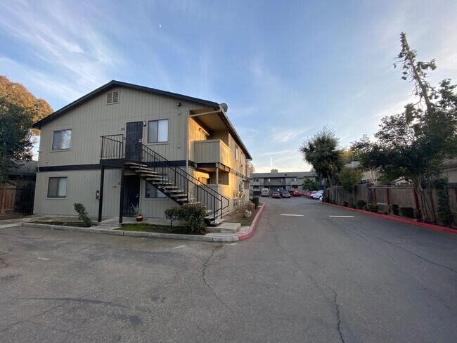 Building Photo - Porter Terrance Apartments