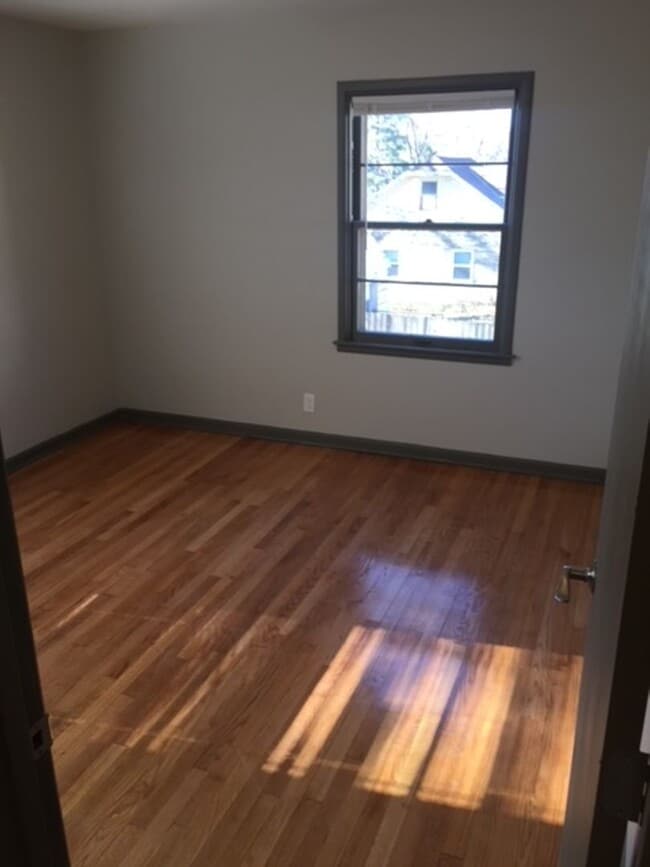 Building Photo - Fully Updated 2 Bedroom 1 Bath with 2 Stall Attatched Garage