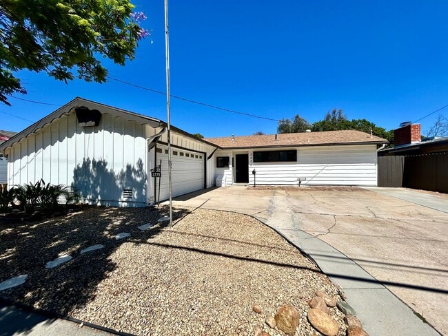 Building Photo - 3775 Mt Everest Blvd