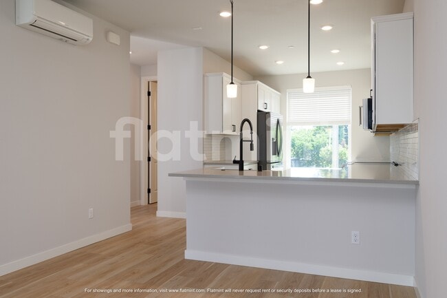 Building Photo - 14568 Westminster Way N