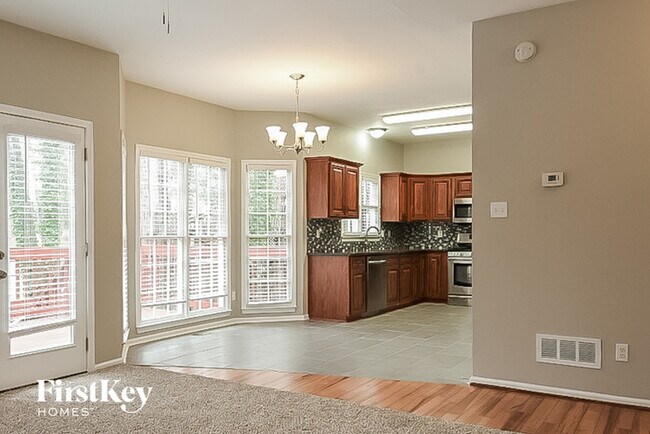 Building Photo - 3326 Poplar Ridge Dr