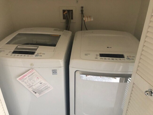 Building Photo - Beautiful Lake San Marcos Home - Offered by KRC Realty - Rich Farmer Team