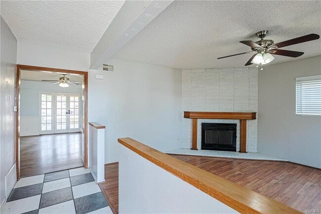 Building Photo - 695 N Milford Rd