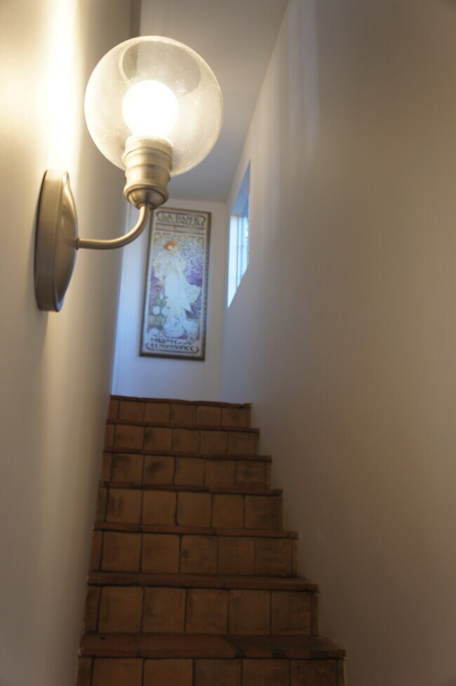 stairs to bedroom - 507 N Citrus Ave