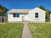 Building Photo - 2528 W Wabash Ave