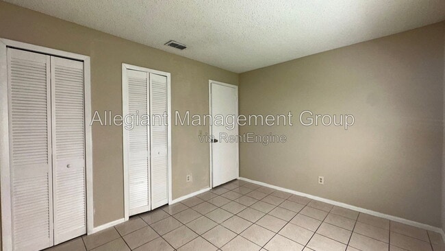 Building Photo - 7107 Blair Dr
