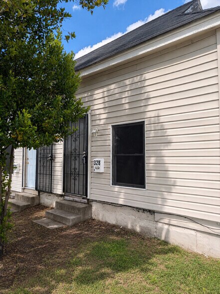 Building Photo - 328 Pursley St