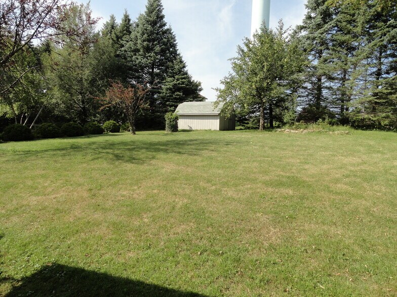 Building Photo - 503 24th Street SW