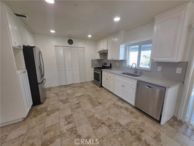 Building Photo - 3001 E St Andrews St