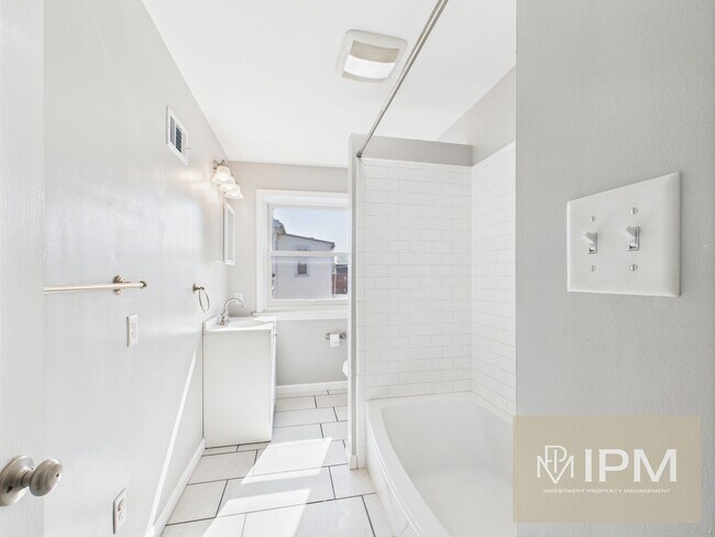 Building Photo - MOVE IN SPECIAL!!! Beautiful Brick Rancher in Central York School District!