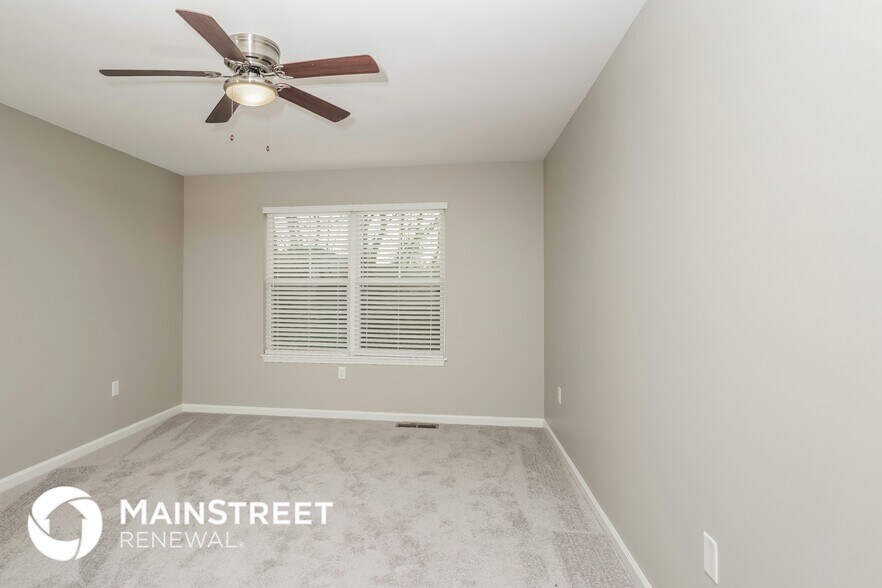 Building Photo - 2081 Paddle Wheel Dr