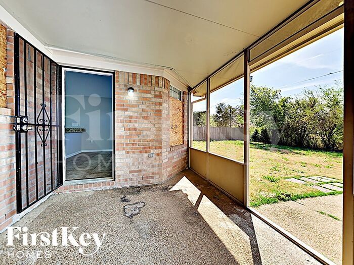 Building Photo - 7699 Parkmont Dr