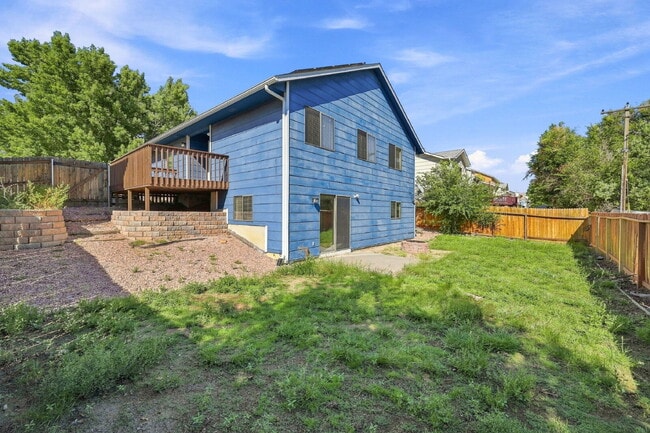 Building Photo - $2,300.95 with $300 Off the First Month's Rent - 3 Beds, 3 Bath, Single Family Home with Solar Pa...