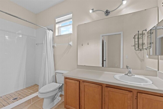Building Photo - 10325 Manderley Way