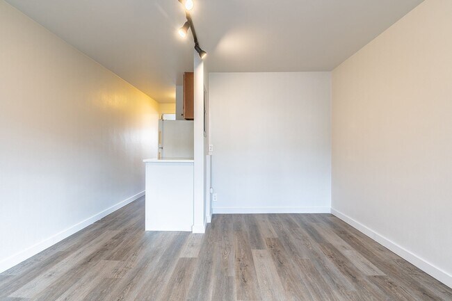 Interior Photo - Studio In Central West Seattle