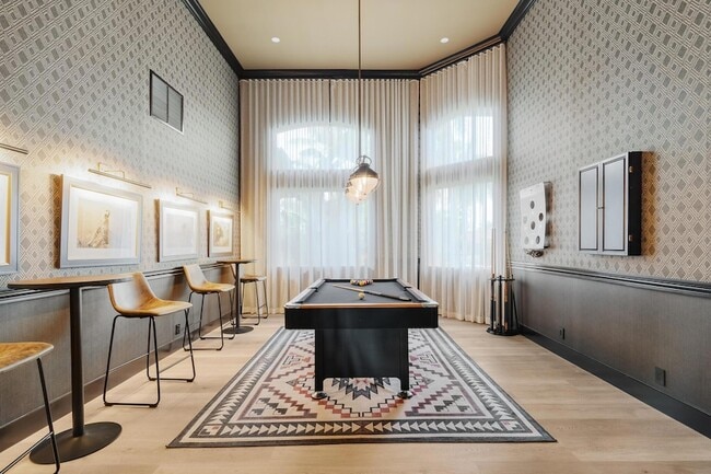 Building Photo - 20094 W Key Dr