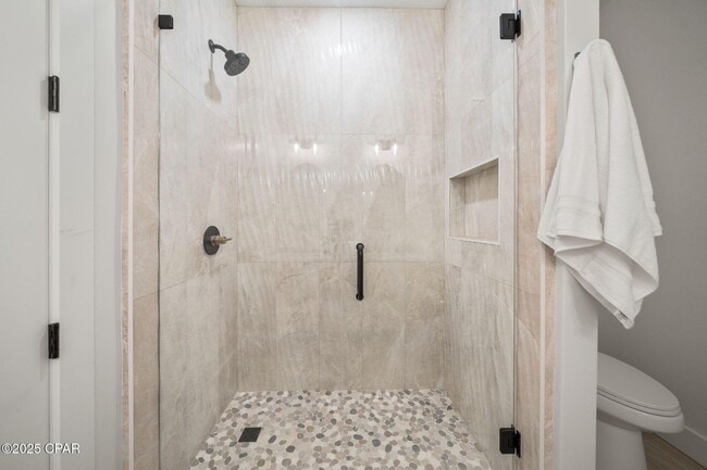 Building Photo - 145 Manistee Dr