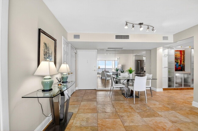 Building Photo - 3456 S Ocean Blvd
