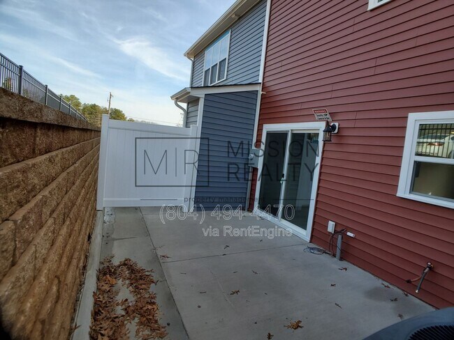 Building Photo - 4509 Josephine Ln