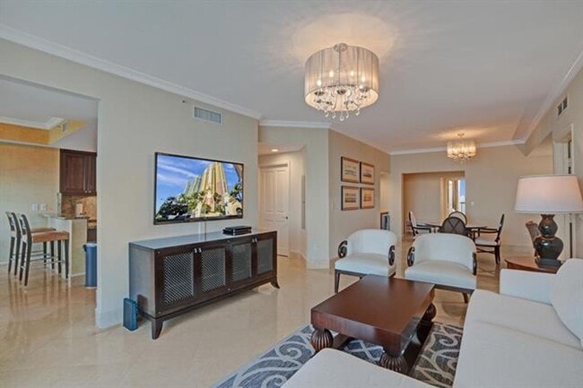 Building Photo - 17875 Collins Ave