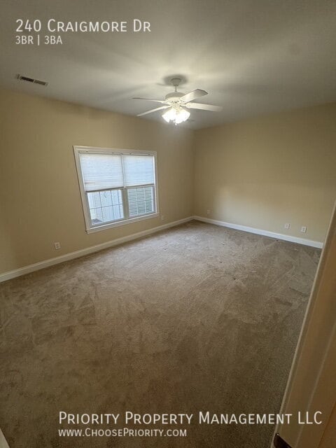 Building Photo - 240 Craigmore Dr