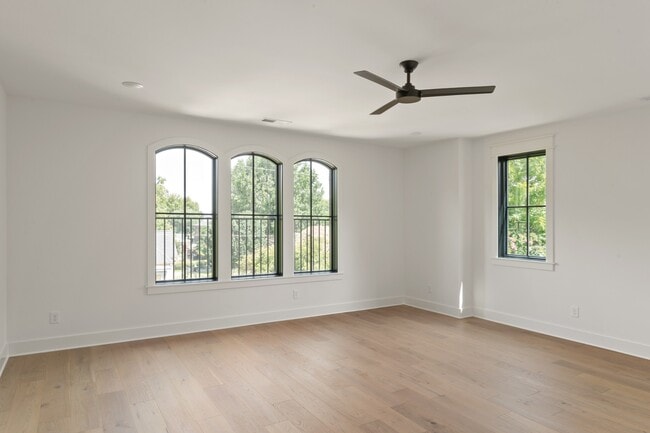 Building Photo - 912 Boscobel St