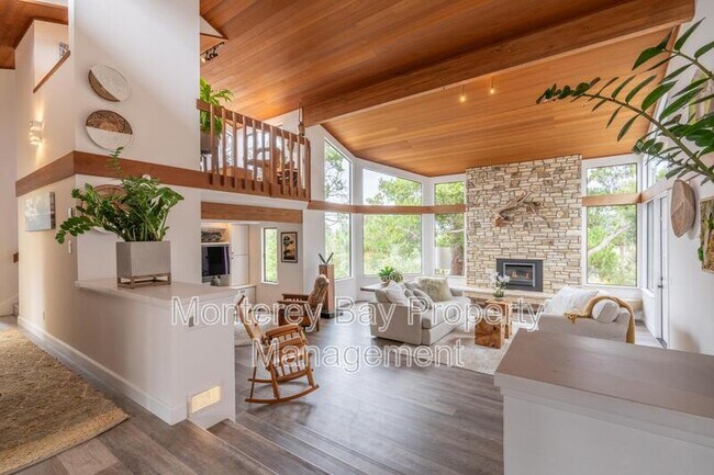 Building Photo - 18 Deer Stalker Path