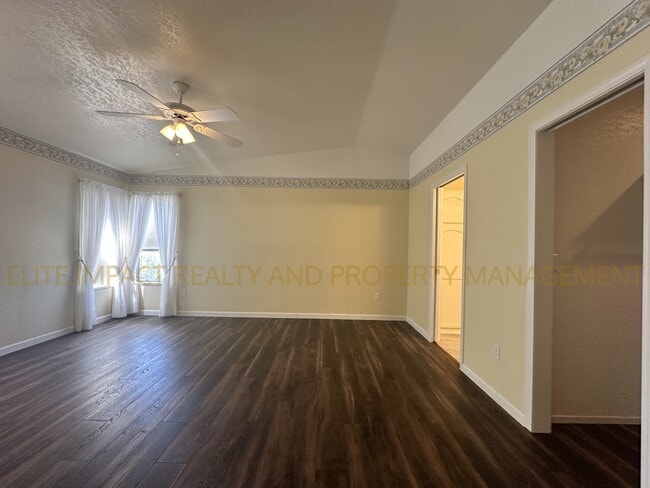 Building Photo - 3442 S White Gold Ave