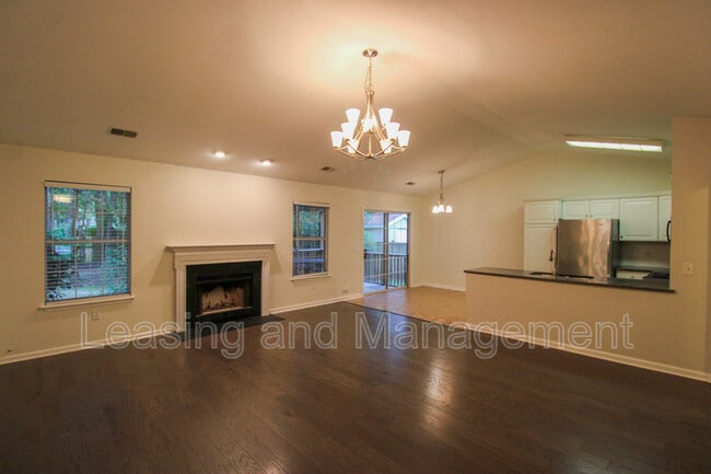 Building Photo - 3620 Walkers Ferry Ln