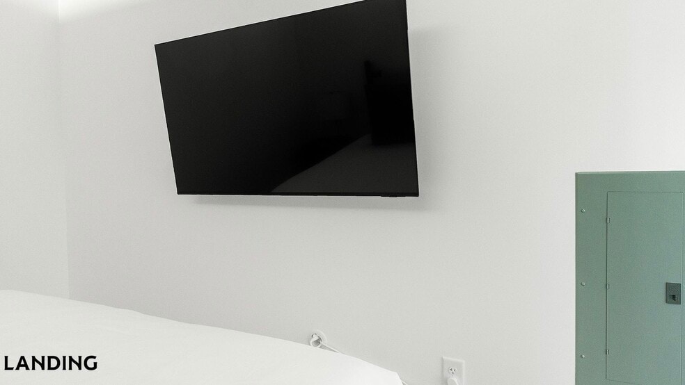 Building Photo - 1007 S Mint St