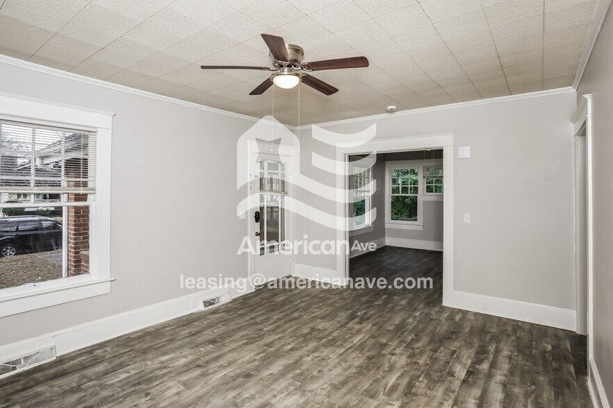 Building Photo - 409 Hampton St