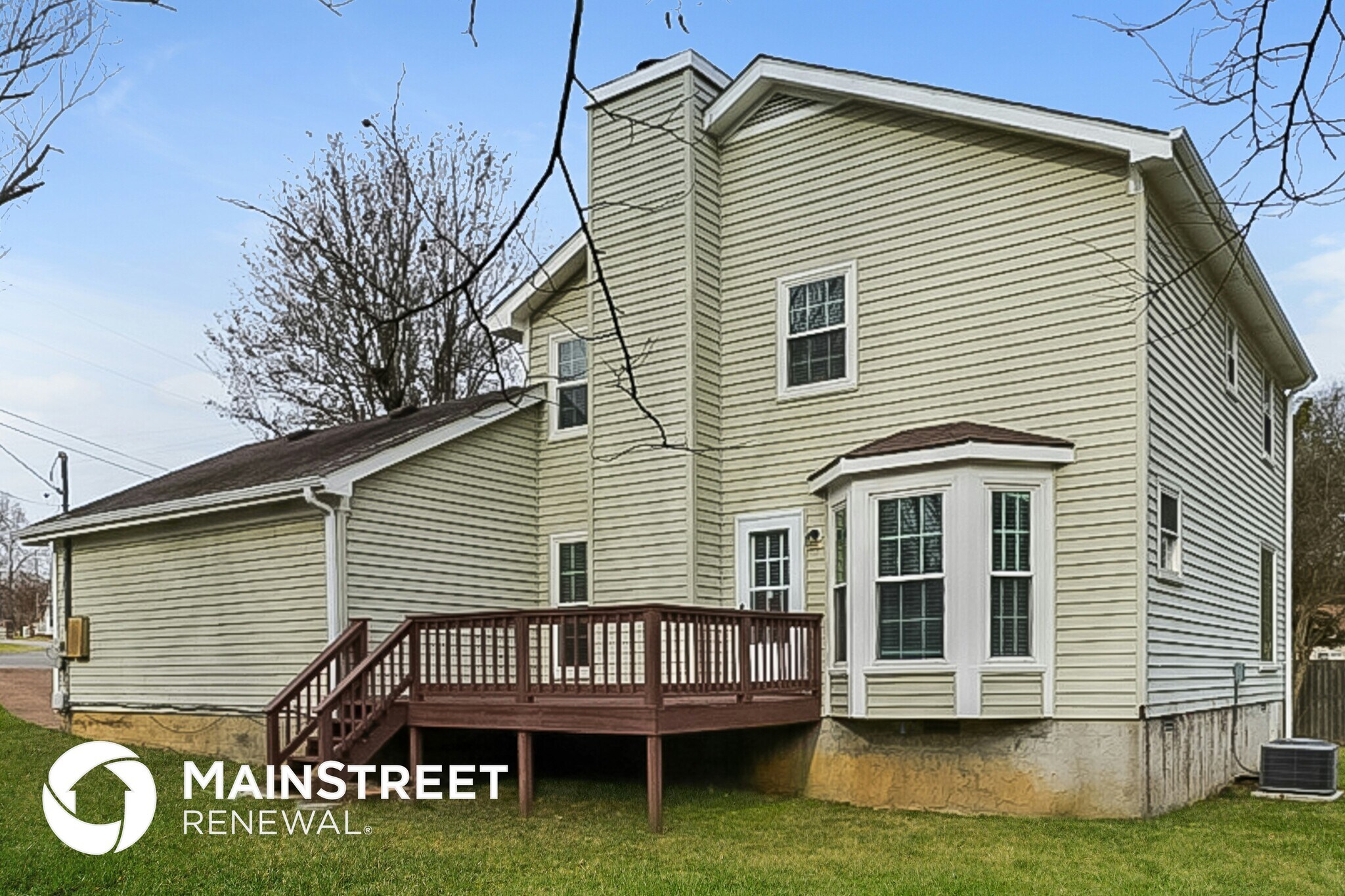 Building Photo - 1110 Cedarhill Ct