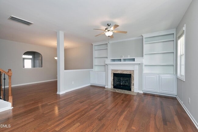 Building Photo - 514 Dragby Ln