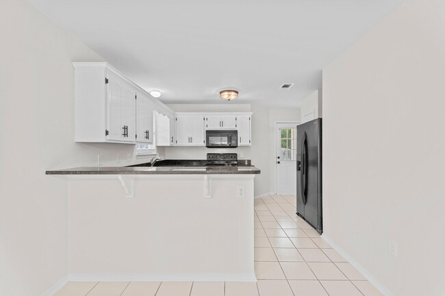 Building Photo - 4558 Barrington Ln