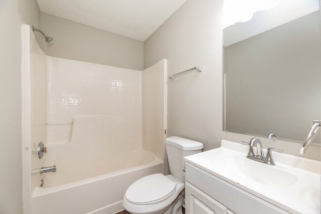 Building Photo - 3313 Fitzgerald St