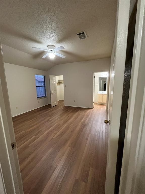Building Photo - 862 Latteridge Dr