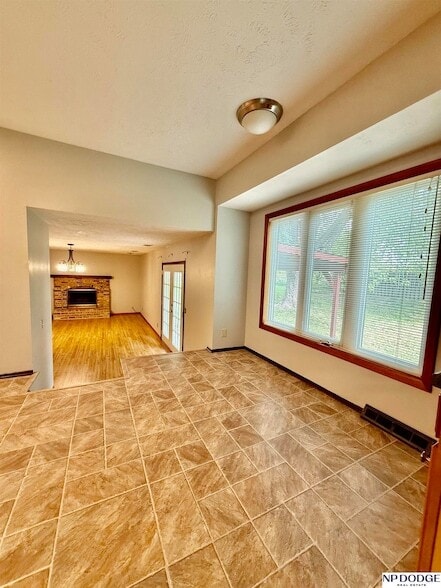 Building Photo - 1503 Willow Ave