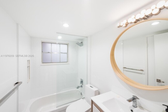 Building Photo - 251 Galen Dr