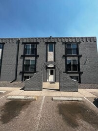 Building Photo - Myers Court
