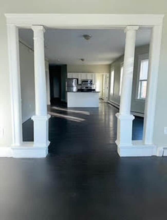 Building Photo - 51 Arlington St