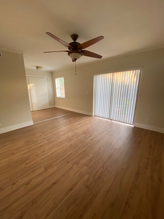 Building Photo - 1835 SW 81st Ave