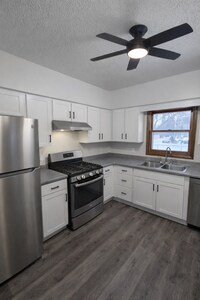 Building Photo - 710 Genrich St