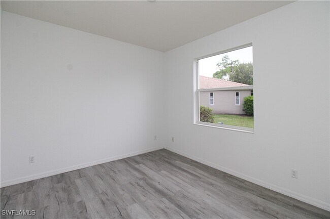 Building Photo - 3927 Aurora Ct