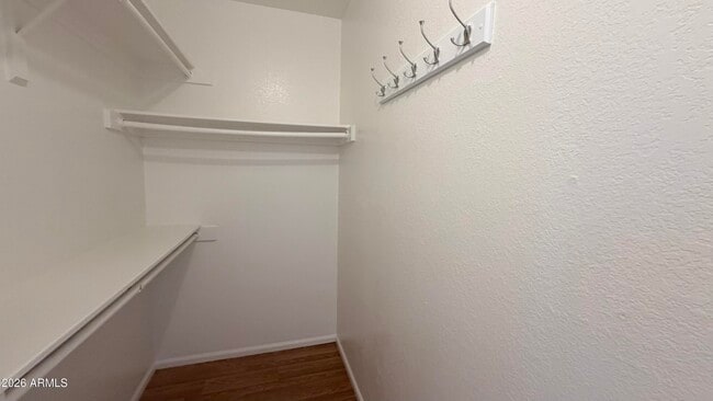 Building Photo - 4844 E Sunrise Dr