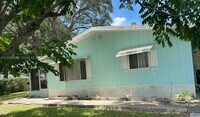 Building Photo - 8955 SW 104th Cir