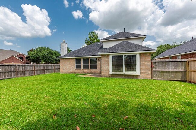 Building Photo - 4310 Blossomwood Dr