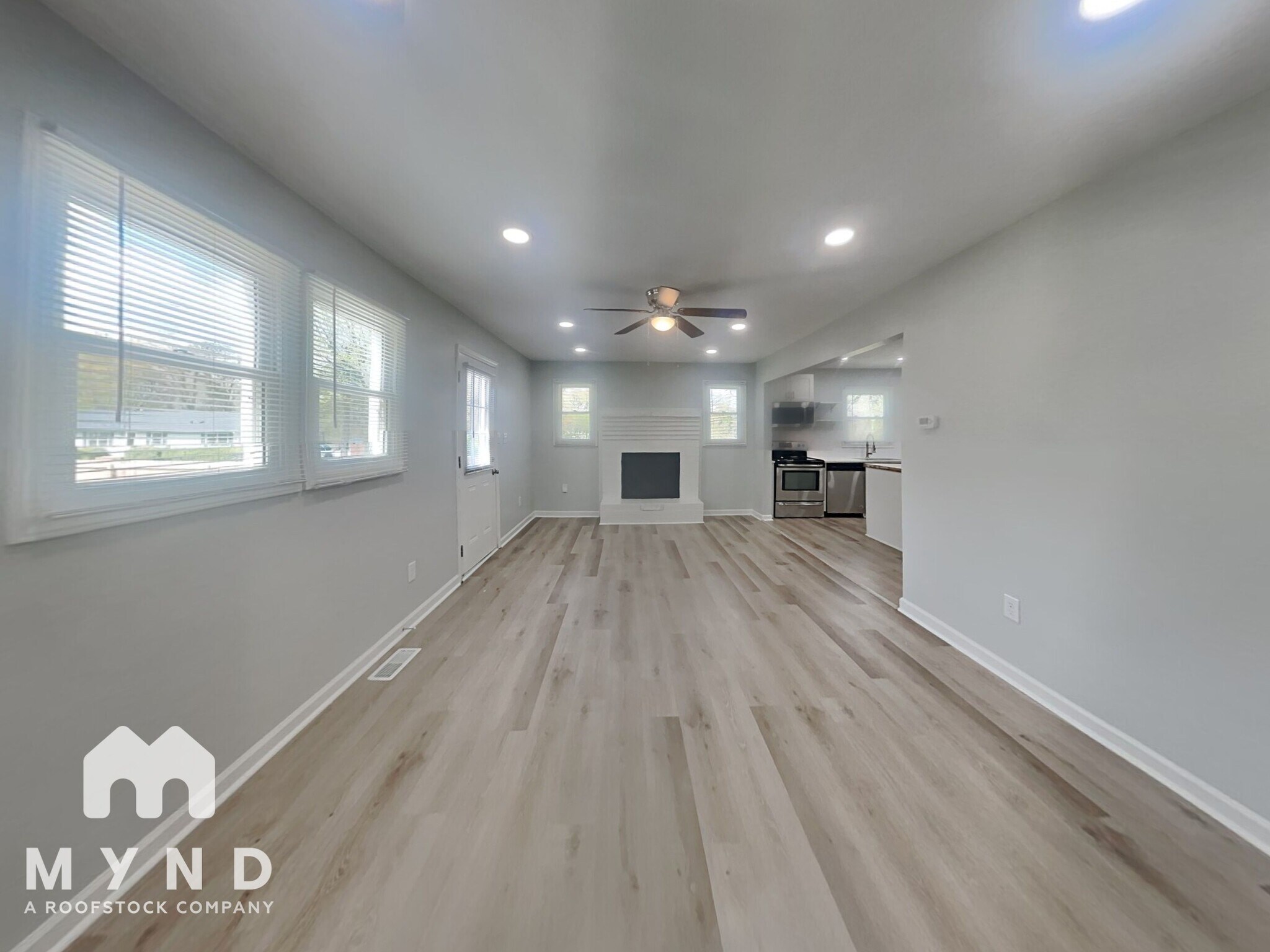 Building Photo - 900 Chalmers St