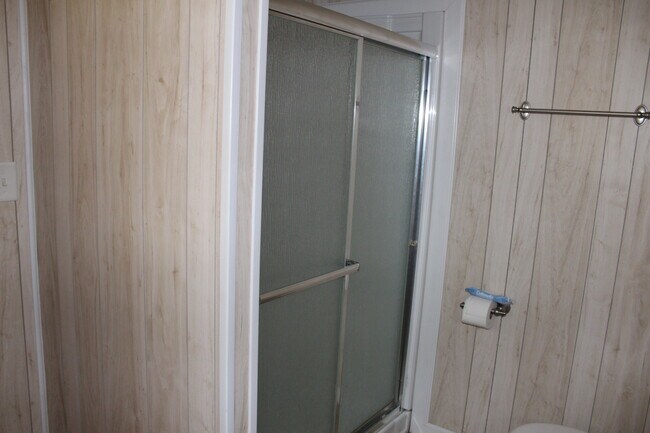 Building Photo - 185 Luther Davis Rd