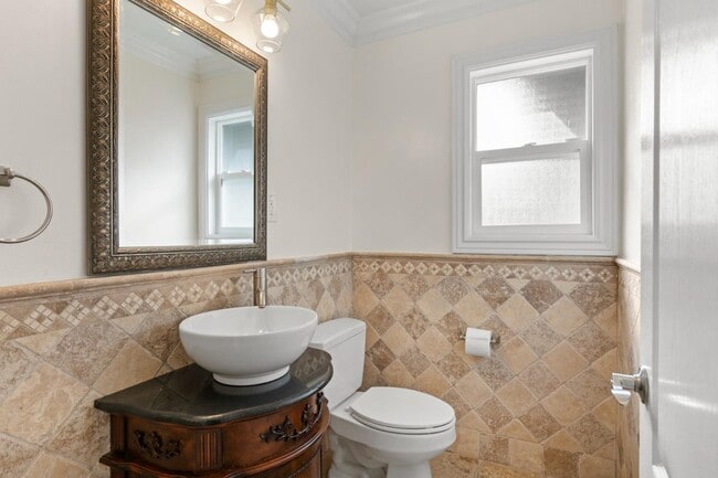 Building Photo - 1824 Black Mountain Rd