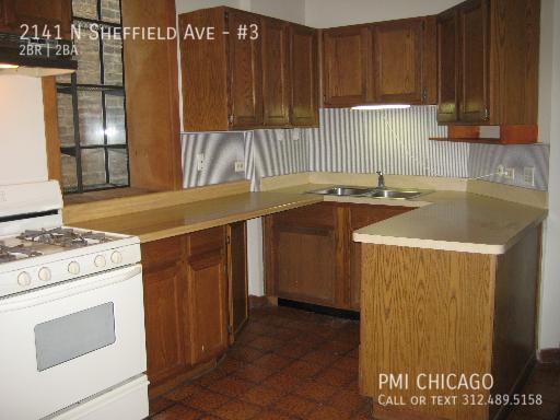 Building Photo - 2141 N Sheffield Ave